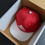 Cap mailer in cardboard