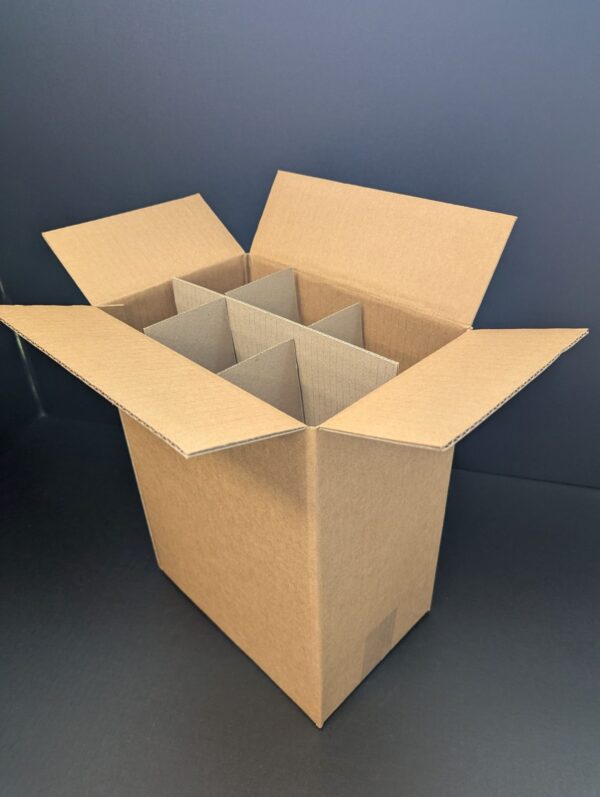 paElevate your bottle storage with the 6 Bottle Wine RSC Carton STAND UP BROWN. Experience the convenience of a slotted divider for any bottle type!ckaging Adelaide