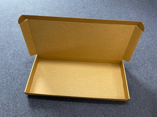 Adelaide boxes , cardboard mailers, Large kraft mailer. Made in Adelaide, South Australia. tennis racquet box 